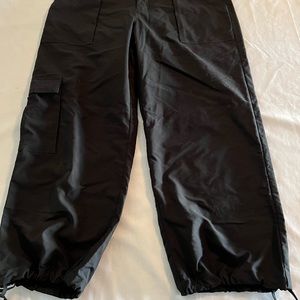 Patagonia Women's 4 Black Stretchy Cropped Capri Casual Pants Straight Leg